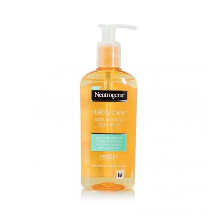 Neutrogena Visibly Clear Oil Free Face Wash